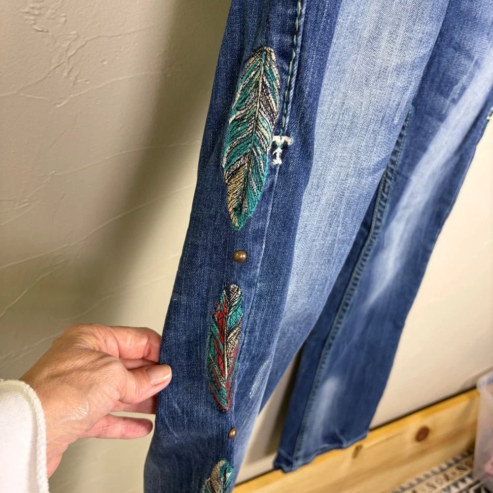 Cowgirl Tuff Bootcut Jeans Blue Feather Embroidered Western Rodeo W28 L32 JBVWGS - Picture 6 of 16